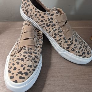 Blowfish Slide On Sneakers Tennis Shoes Comfy